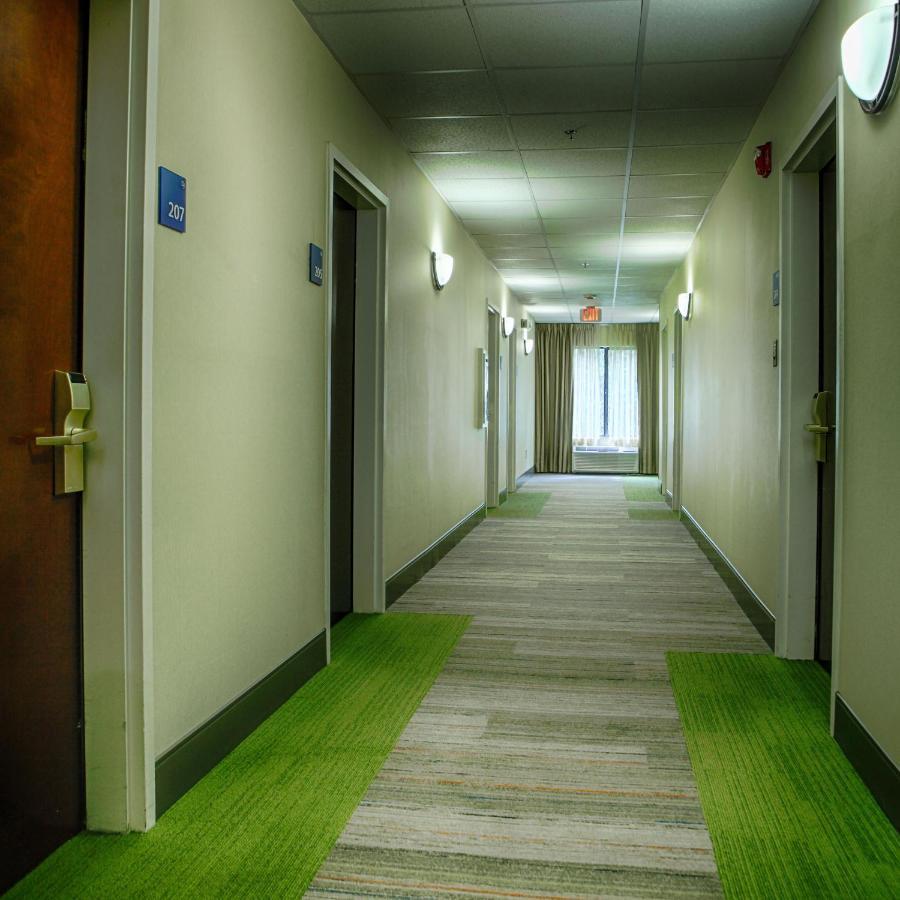Holiday Inn Express Hotel & Suites - Atlanta/Emory University Area By Ihg Decatur Exterior foto