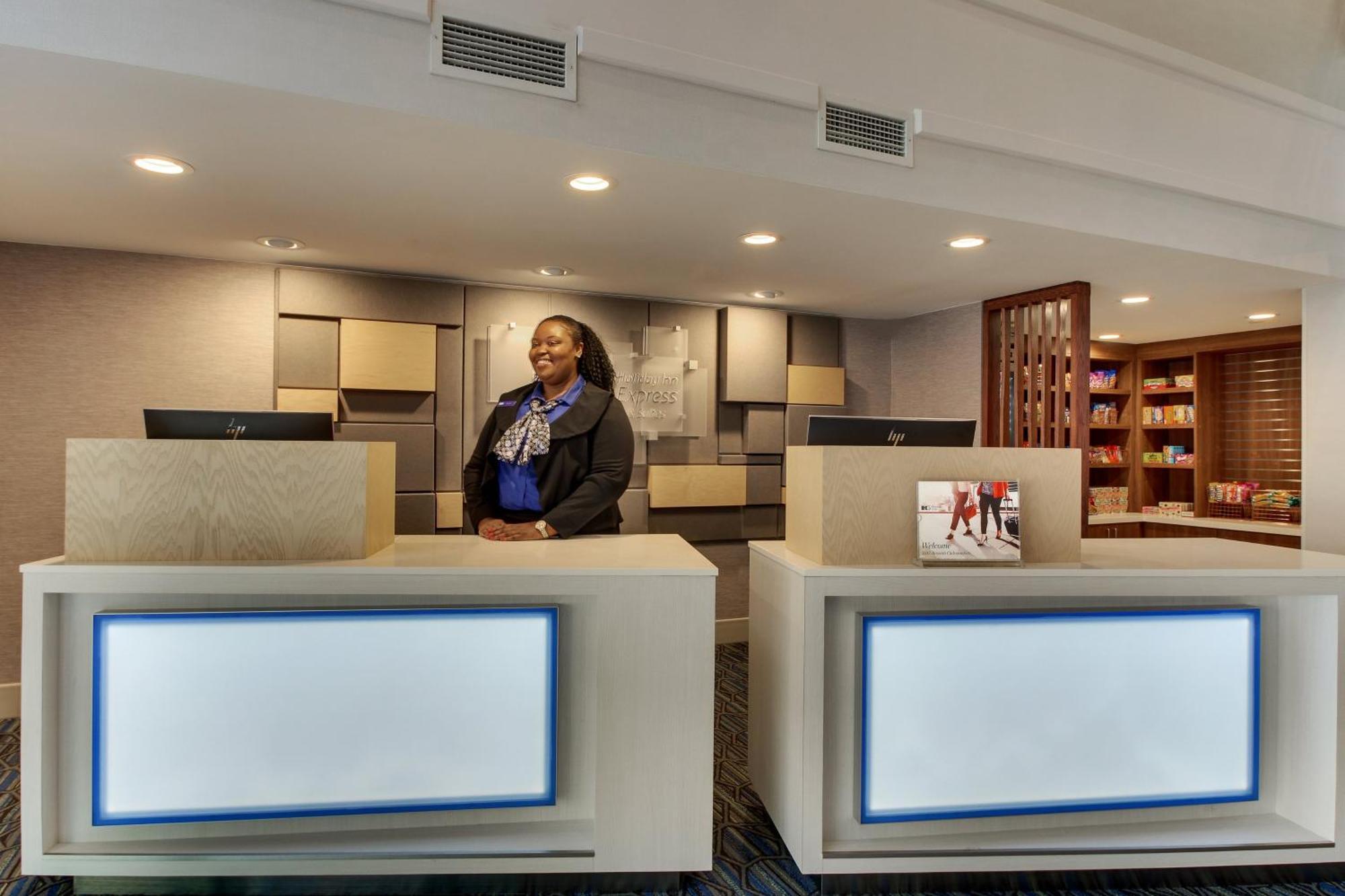 Holiday Inn Express Hotel & Suites - Atlanta/Emory University Area By Ihg Decatur Exterior foto